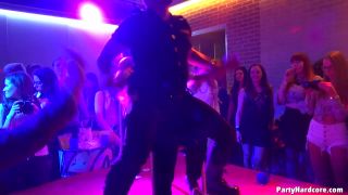 PartyHardcoreGoneCrazy ph2018-04-16 1280 - Cam 1 -7