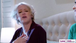 7145 Im strapon fucking my mature stepmommy-1