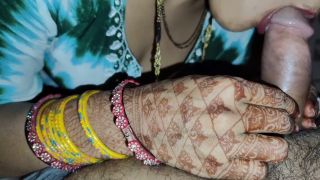 Indian Naina - Hot sexy maid sucking desi cock - Blowjob-2