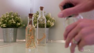 Met Art X 25 03 06 Holly Molly Body Lube 2 – Full HD - Holly-3