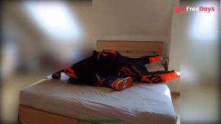 Cumming on Nike Vapen Snowboadboots, wearing MX gear-4
