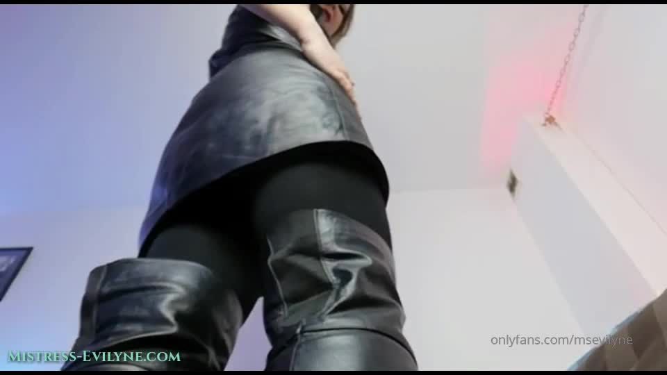 Miss Evilyne - Grovel At My Feet Worm - Spitting | fetish | pov fetish fatale