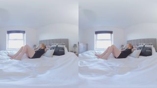 Kourtney M, Bedroom Tease 4K – 23.01.2020 | virtual reality | 3d-1