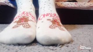 Socks foot  and playing with dirty panties(porn)-6