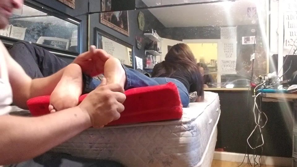 amateur dog Cum shot on soles after foot worship – 1 080p, amateur on milf porn