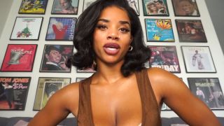 porn clip 14 Goddess Aquaria – Landlord V. Spit Lover on femdom porn roselip fetish-8