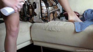 xxx video clip 33 mistress femdom feet Renata Fox Behind The Scenes, foot fetish on femdom porn-5