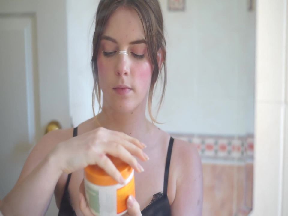 video 43 femdom sm LongHairLuna – Post Shave Armpit Care Cam, dirty talk on fetish porn