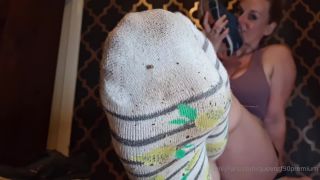 queengf90 - Perfect Soles Tease 14.-3