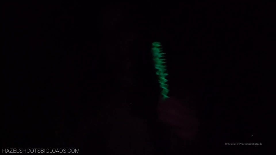 Hazel Lush - hazelshootsbigloads () Hazelshootsbigloads - glow in the dark anal play trying out some new sexy christmas presents in 28-12-2020