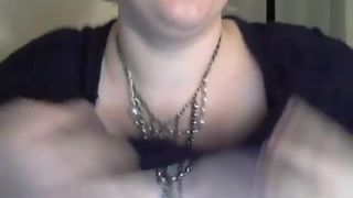 clip 29 Janna rubs one out on bbw big ass milf butt-4