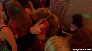 adult xxx clip 48 hardcore porn - hardcore - giant girl hentai-7