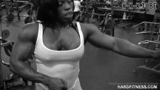 mistresstreasure 28 10 2022 2657571909 biceps on deck Onlyfans  mistresstreasure   Amateur-1