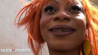 Naomie Lionness - Ebony Milf fucks voyeur from the park - NudeInFrance voyeur -1