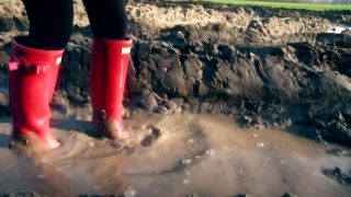 Raspberry Red Wellies Latex!-0