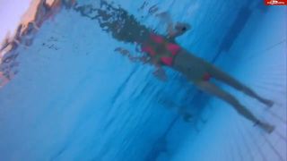 [K2S.CLUB] HornyRoxy - Usertreffen im Schwimmbad Part 3 Unterwasser Cam - HD 720P-0