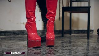7613 Fun With Rubber - Part One - Cobie Lexymae-2
