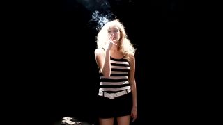 Smoking girl, Smoke-2