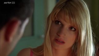 Florence Thomassin, Priscilla Attal-Sfez – Les vivants et les morts s01e04 (2009) HD 720p!!!-0