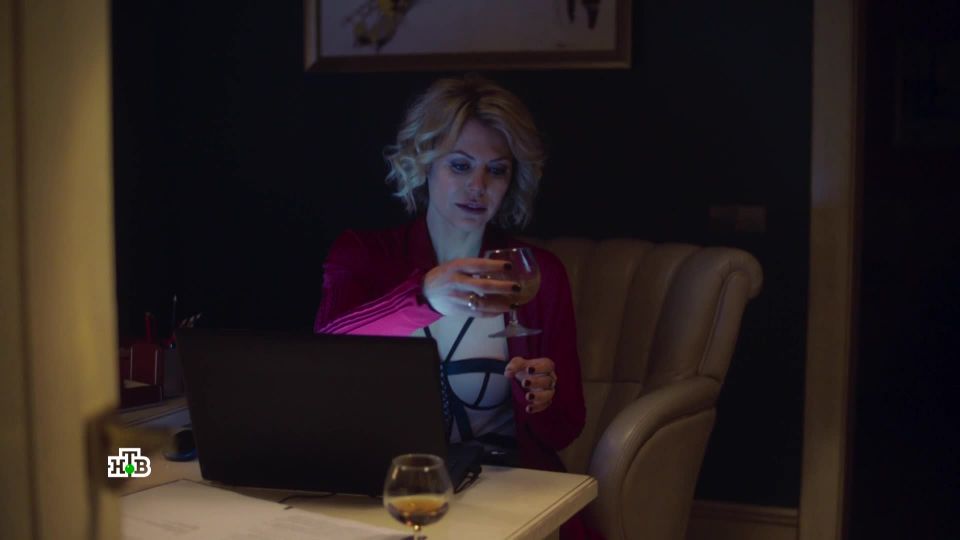 Svetlana Timofeyeva-Letunovskaya, Evgeniya Anikey - Sluchajnyj kadr s01e06-08 (2021) HD 1080p - [Celebrity porn]