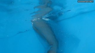 Swimming pool underwater naked babe bonnie dolce teen porn by ....-8