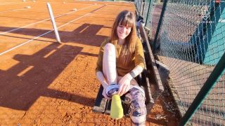 Anne-Eden - Vor dem Training wird gefickt  - 2021-6