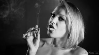 LouLou Petite Louloupetite - a cigar in sin sity smokey sunday 28-02-2021-6