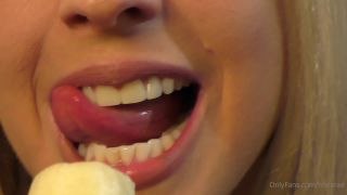 Roxie Rae Roxierae - if your dick was a banana full clip 31-07-2020-8