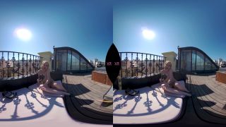 Walking On Sunshine, Hot Blonde Solo Outdoor-4