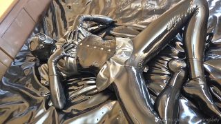 Latexlovinglady - I dressed up in one of my catsuits as u...-1