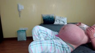free porn video 25 keds fetish Mila Mi – Look at This Huge Pregnant Belly, single mom on fetish porn-3
