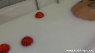 Balls bath tube fun - FullHD1080p-9