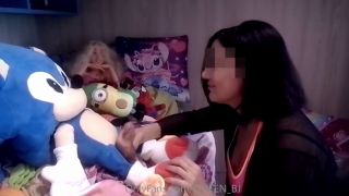 Dick Slip Prank Step Sister She Thinks Shes Sucking Sonics Cock, But Its Step Bro Accidental sex-3