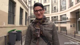  Sue, 27ans, assistante juridique, milf on milf porn-1