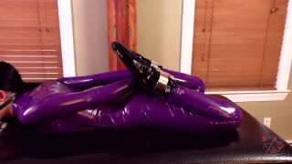 porn clip 20 BondageJunkies – Raven vs. The Steel Trap | balletboots | femdom porn sweat fetish-5