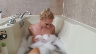 TQ Rica - bathtime tease faucet makes me cum - tq rica - milf porn -1