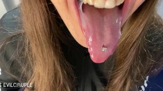 7384 Risky Blowjob in the Dressing Room-9