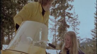 Swinging Ski Girls (1975)!!!-6