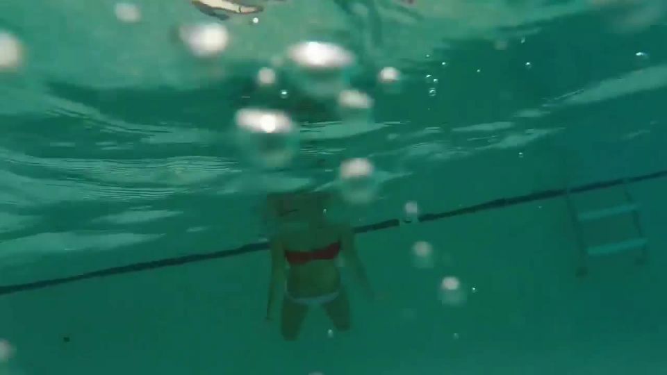 Double boob slip at the  pool