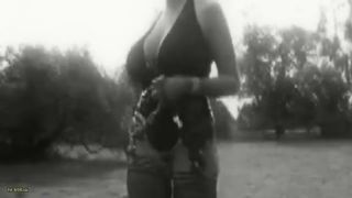 Deutsche Dominaz - Draußen mit dem sklaven 720P - Amateur-7