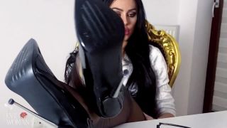 EVIL WOMAN - WELCOME YOUR NEW BOSS POV.-4
