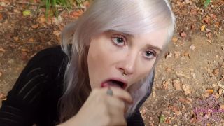 LovlyLuna - Erwischt¡Junges Mädchen Beglückt Einen Kerl Im Wald Mit Ihren Geilen Lippen  - my first time - teen butt fetish-5