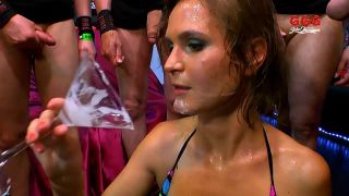 GGG - Luisa (Elise) - Luisa Im Schluckwahn Bukkake!-8