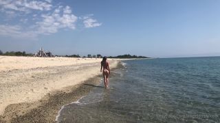 Angel Emily - angelemilyxxxx () Angelemilyxxxx - jai hte de pouvoir retourner la plage et me mettre nue tu aimerais me voi 22-06-2020-8