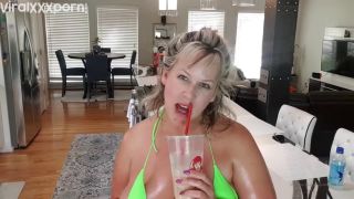 URSULA ANDREIA fantasymilfursula OnlyFans Curvy Goddess in Green Bikini Teasing with Ice Before Sucking off in the Kitchen video  onlyfans tease-2