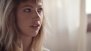 free online video 13 solo female  lesbian and solo movies  -1