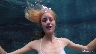 SexUnderwater e1035 Mazzy Grace UW Model Training 1 (mp4)-0