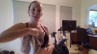 brittibratti 2023-08-11 Stream started at 08112023 1258 pm  Working Out AGAIN -- Cheer me on!-2