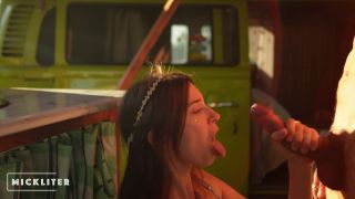 [K2S.CLUB] MickLiter - Unerbittlicher Hippie hatte beim Woodstock-Festival sex mit mir - Drei... - FullHD 1080P-6