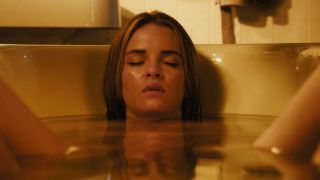 Danielle Panabaker, etc -Piranha 3DD (2012) HD 1080p - [Celebrity porn]-2